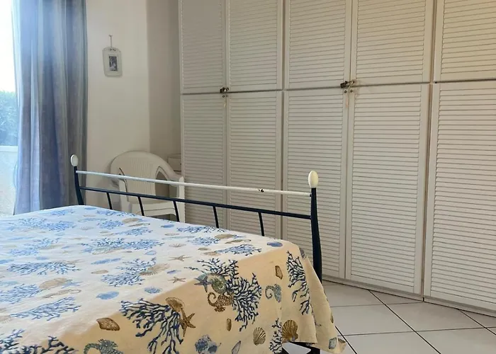 Free Parking Pool With A Sea View