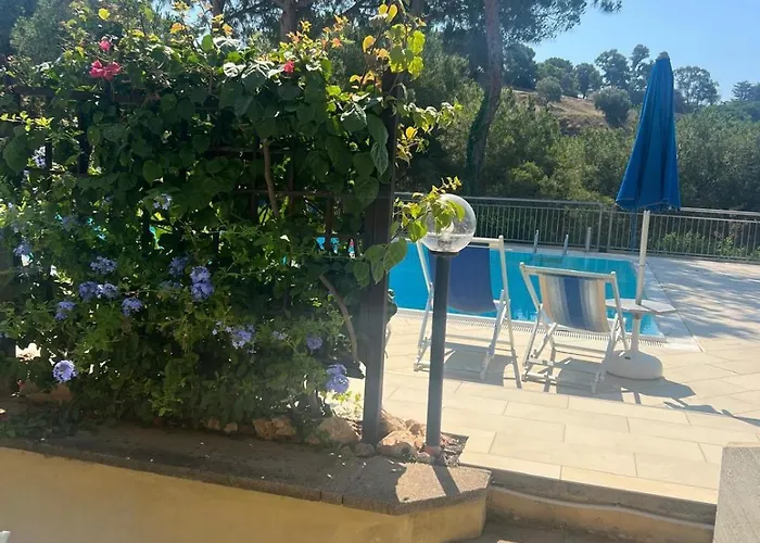 Free Parking Pool With A Sea View