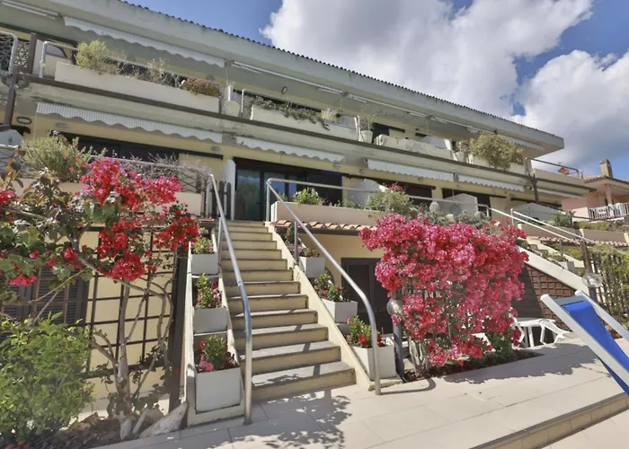 Free Parking Pool With A Sea View דירה *